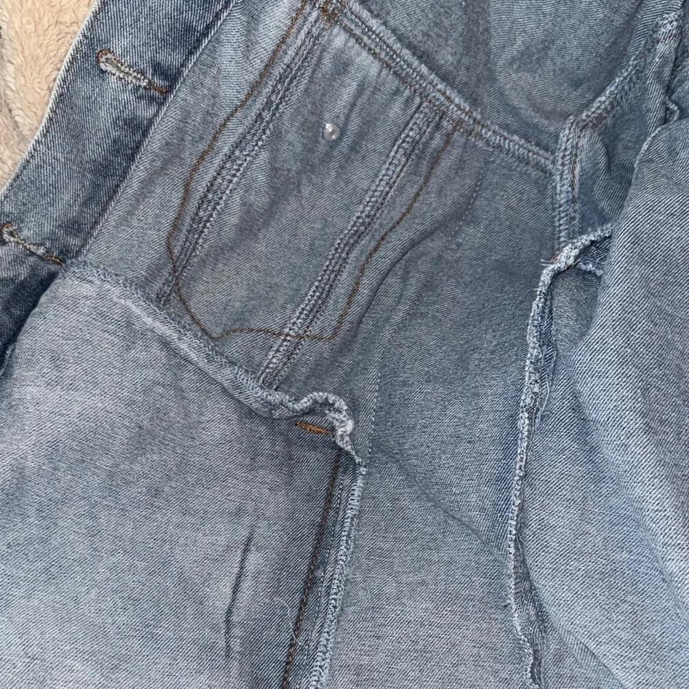 Madden Girl Blue Denim Jacket with Cream Sherpa Lining - Picture 12 of 15